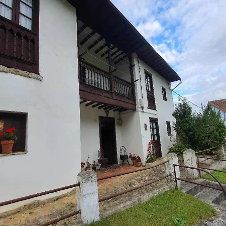 Casa Casenti * Villanueva de Ardisana